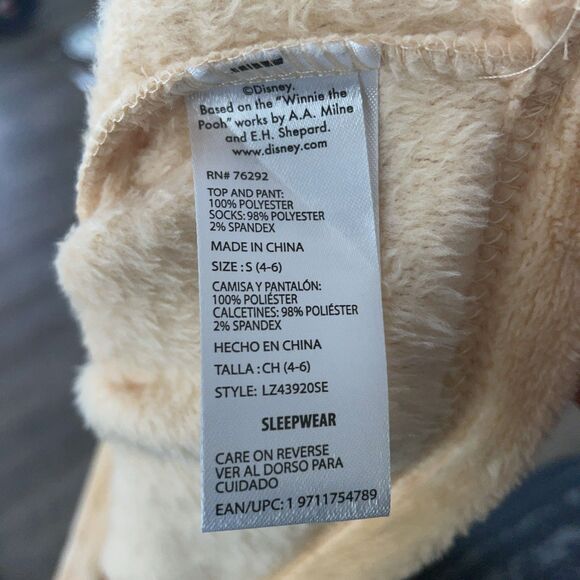 DISNEY WINNIE THE POOH Hunny Warm Fleece Matching Pajama Set Size Small 4-6 - Picture 8 of 8